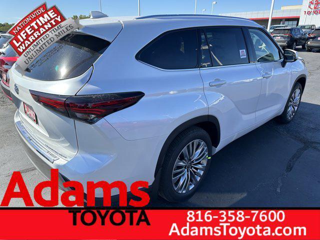 new 2025 Toyota Highlander car, priced at $55,073