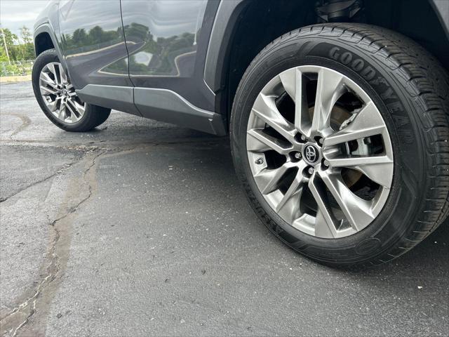 used 2019 Toyota RAV4 car, priced at $28,915
