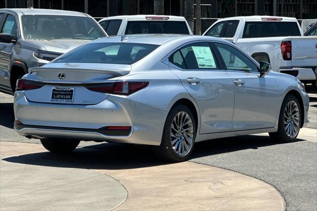 new 2025 Lexus ES 300h car, priced at $56,234