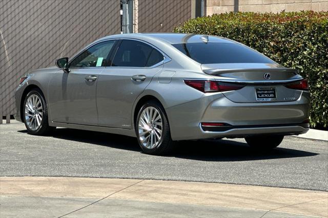 used 2020 Lexus ES 300h car