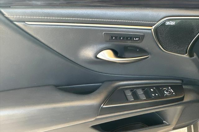 used 2020 Lexus ES 300h car
