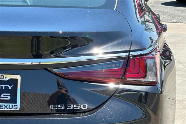 new 2024 Lexus ES 350 car, priced at $49,270
