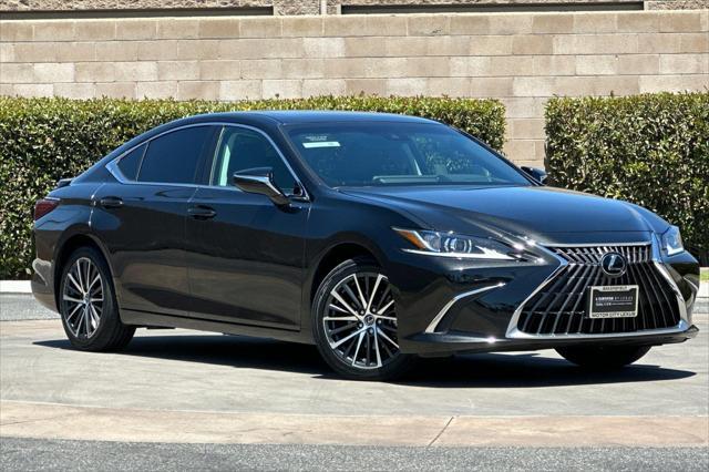 used 2024 Lexus ES 300h car