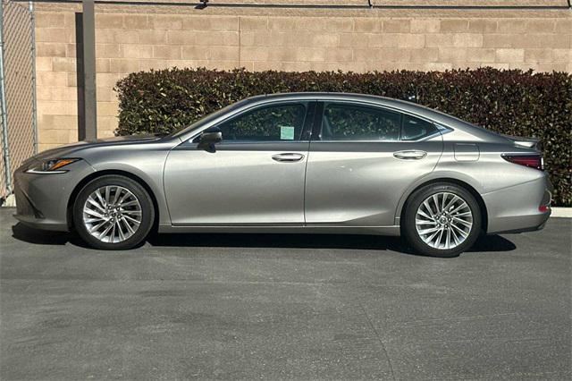 used 2021 Lexus ES 350 car, priced at $39,378