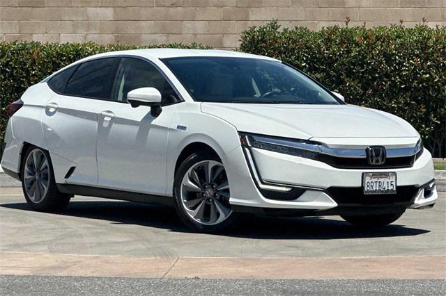 used 2020 Honda Clarity Plug-In Hybrid car, priced at $21,315