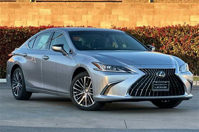 new 2025 Lexus ES 300h car, priced at $48,894