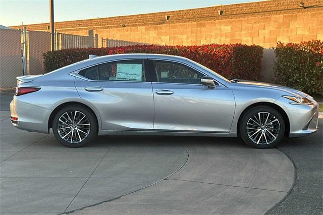 new 2025 Lexus ES 300h car, priced at $48,894