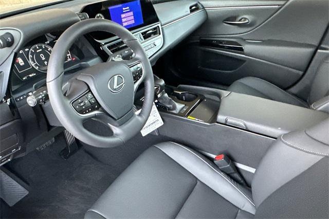 new 2025 Lexus ES 350 car, priced at $47,084