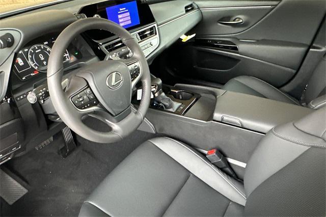 new 2025 Lexus ES 350 car, priced at $44,044