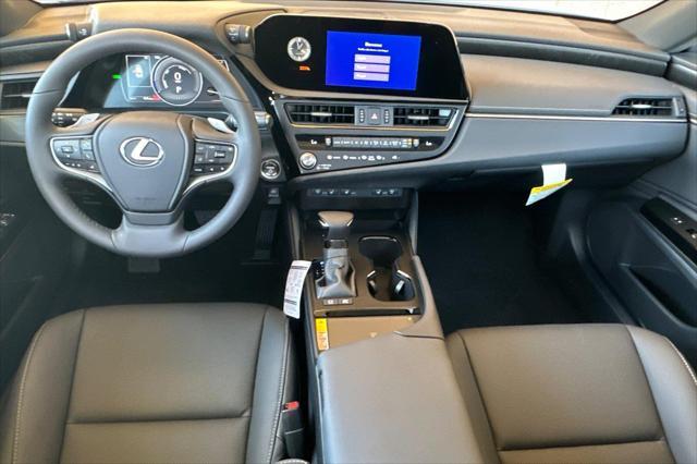 new 2025 Lexus ES 300h car, priced at $49,014