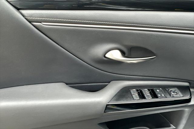 used 2022 Lexus ES 350 car