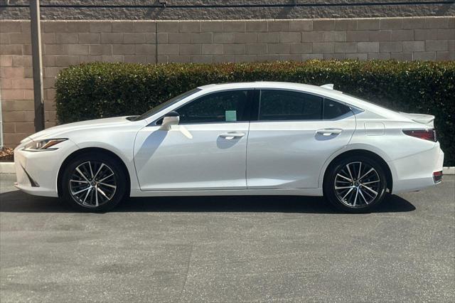 used 2024 Lexus ES 300h car