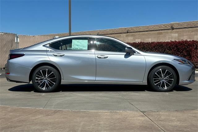 new 2024 Lexus ES 350 car, priced at $47,550