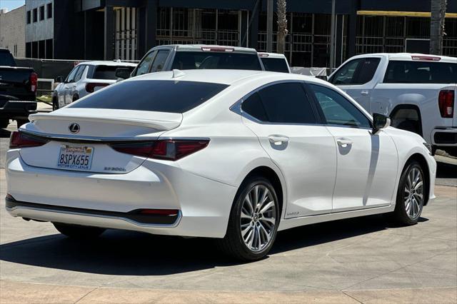 used 2020 Lexus ES 300h car