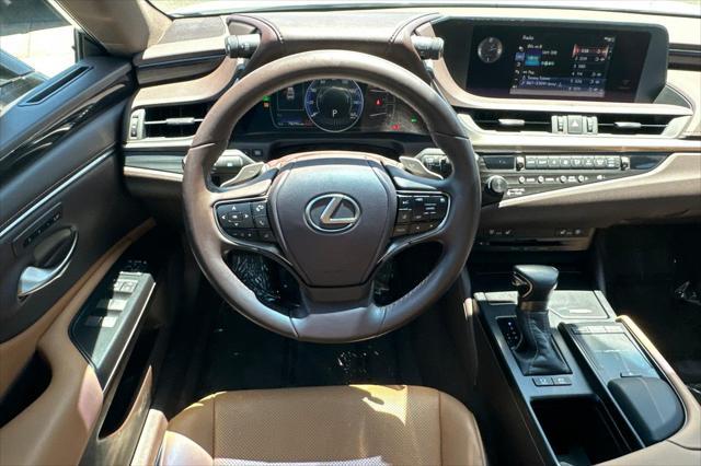 used 2020 Lexus ES 300h car