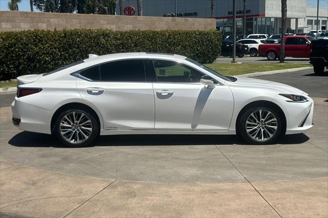 used 2020 Lexus ES 300h car