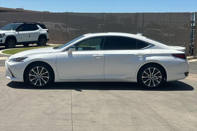 used 2020 Lexus ES 300h car