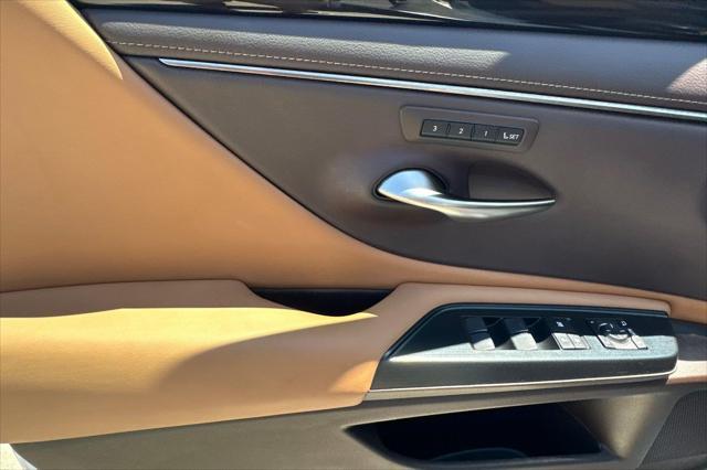 used 2020 Lexus ES 300h car