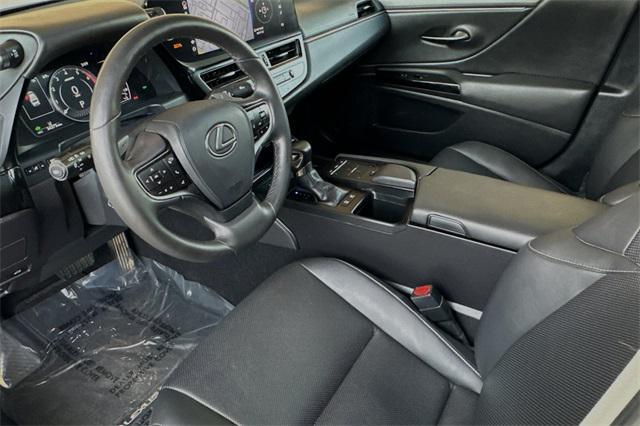 used 2022 Lexus ES 300h car, priced at $37,092