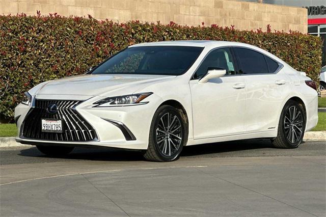 used 2022 Lexus ES 300h car, priced at $37,092