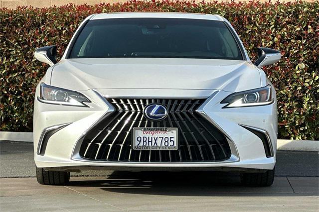 used 2022 Lexus ES 300h car, priced at $37,092