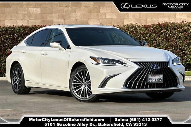 used 2022 Lexus ES 300h car, priced at $37,092