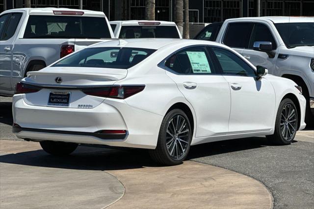 new 2025 Lexus ES 300h car, priced at $49,114