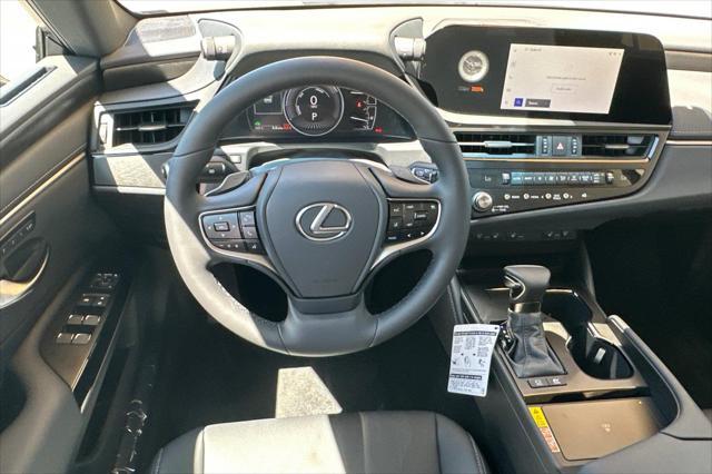 new 2025 Lexus ES 300h car, priced at $49,114