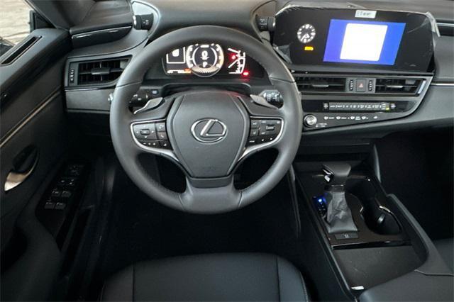 new 2025 Lexus ES 350 car, priced at $44,044