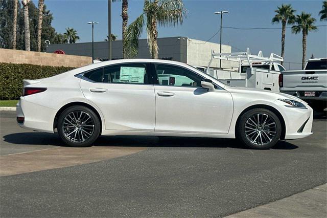 new 2025 Lexus ES 300h car, priced at $50,524