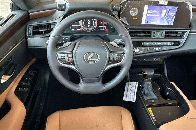 new 2025 Lexus ES 350 car, priced at $47,494