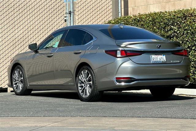 used 2020 Lexus ES 300h car, priced at $35,199