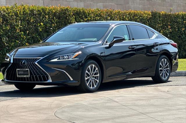 used 2025 Lexus ES 350 car