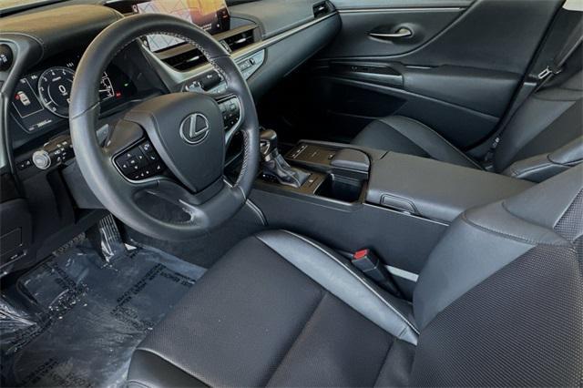 used 2019 Lexus ES 350 car, priced at $35,885