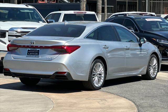 used 2020 Toyota Avalon Hybrid car