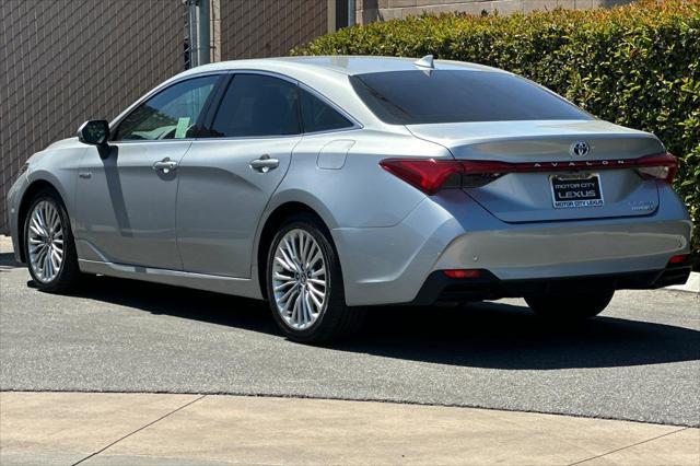 used 2020 Toyota Avalon Hybrid car
