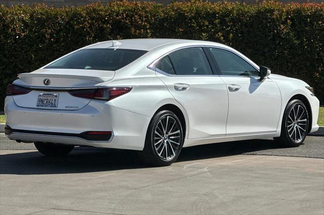 used 2024 Lexus ES 300h car