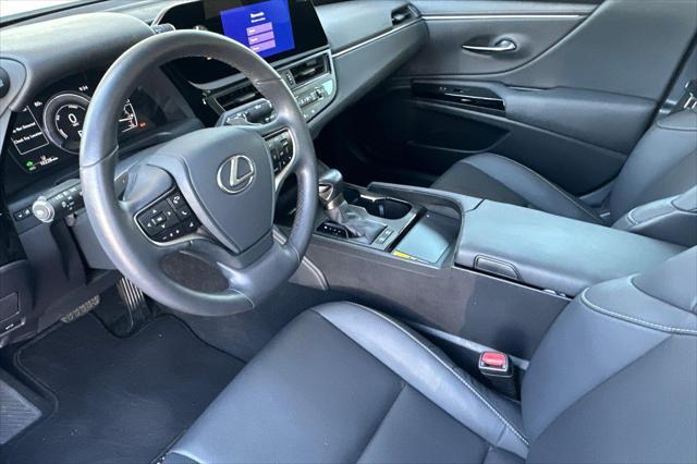 used 2024 Lexus ES 300h car