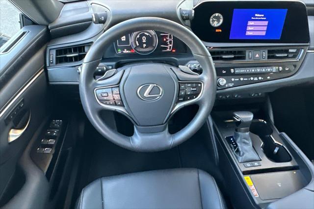 used 2024 Lexus ES 300h car