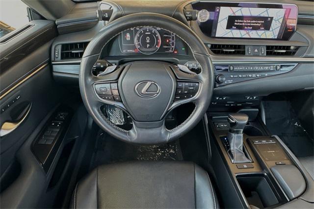 used 2019 Lexus ES 350 car, priced at $31,456