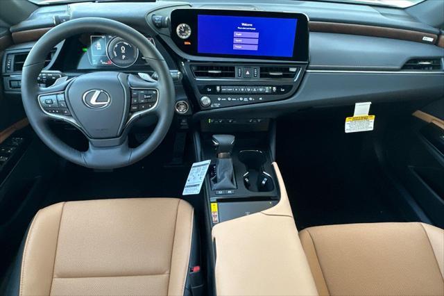 new 2025 Lexus ES 300h car, priced at $50,542