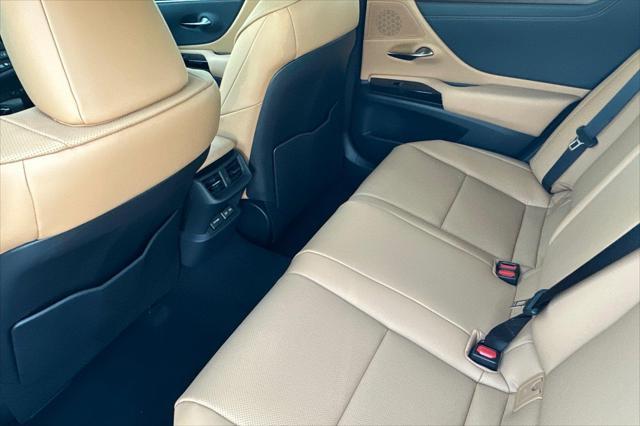 new 2025 Lexus ES 300h car, priced at $50,542