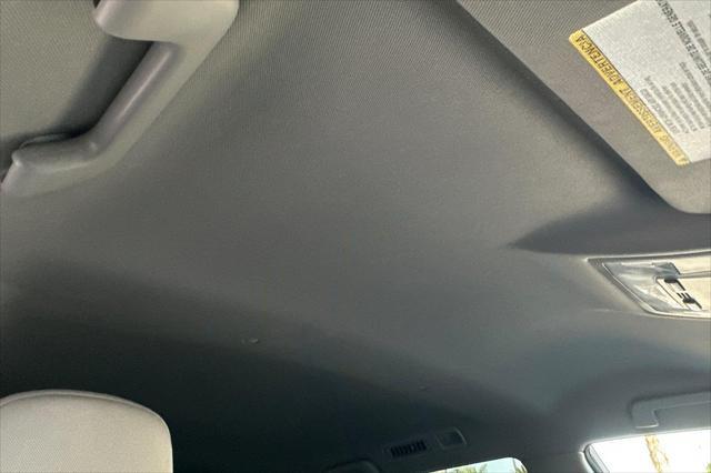 used 2017 Toyota Highlander Hybrid car