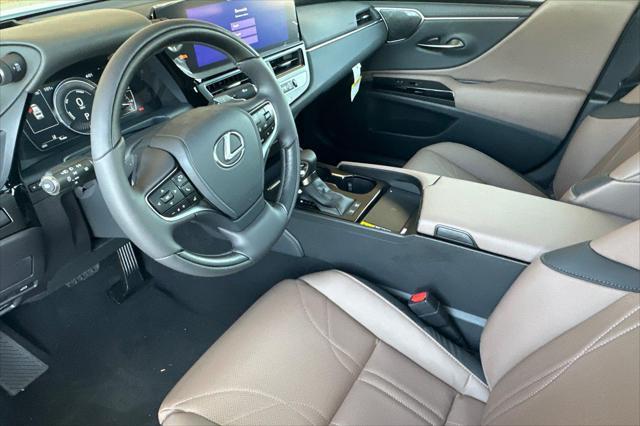 new 2025 Lexus ES 300h car, priced at $57,214