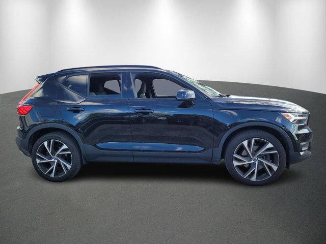 used 2020 Volvo XC40 car, priced at $26,756