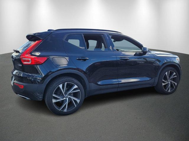 used 2020 Volvo XC40 car, priced at $26,756