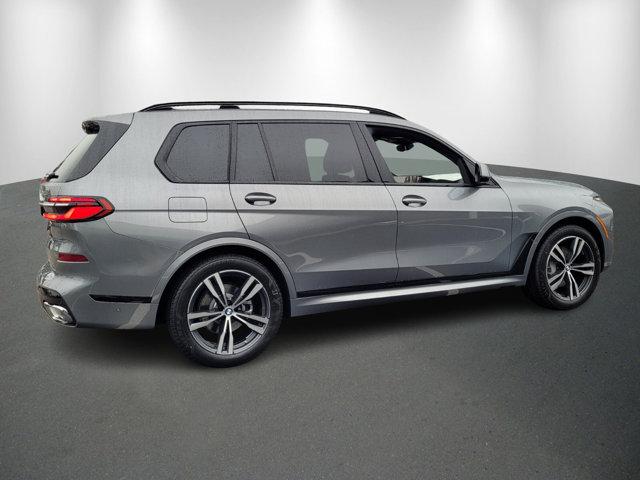 new 2025 BMW X7 car, priced at $92,725