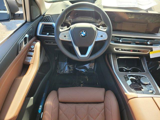 new 2025 BMW X7 car, priced at $90,325