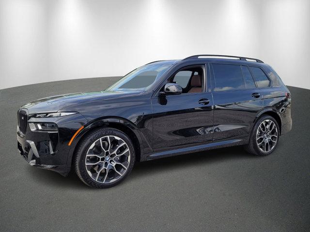 new 2025 BMW X7 car, priced at $117,220