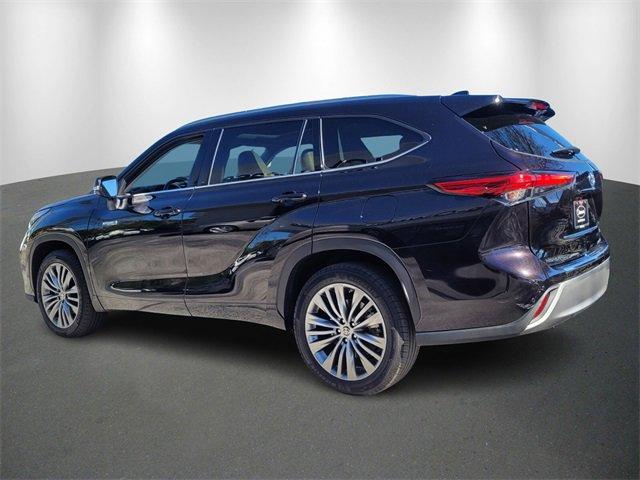 used 2021 Toyota Highlander Hybrid car, priced at $41,477